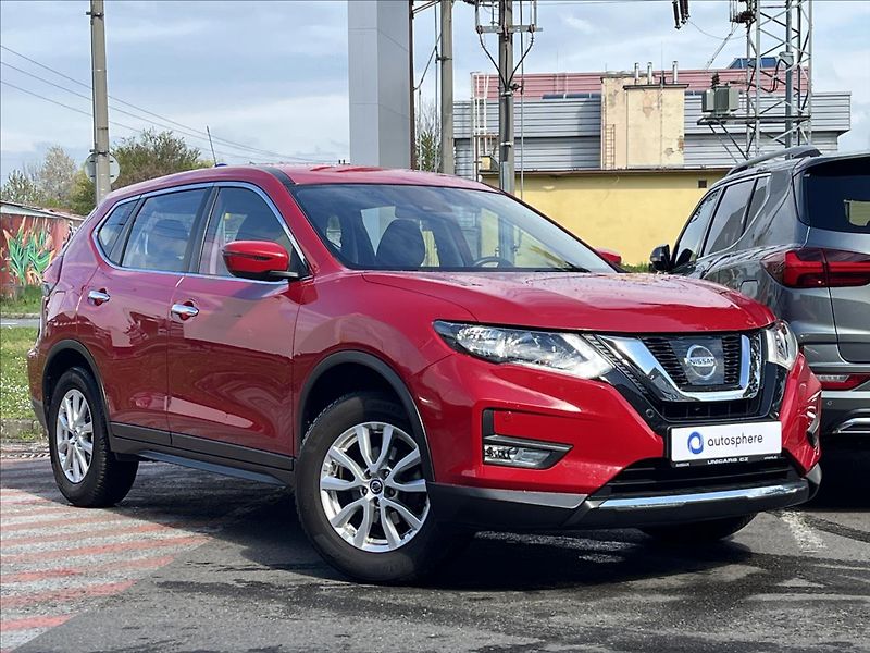 Nissan X-Trail 1,6 DIG-T  Acenta ČR 1 maj - fotka 3 z 21