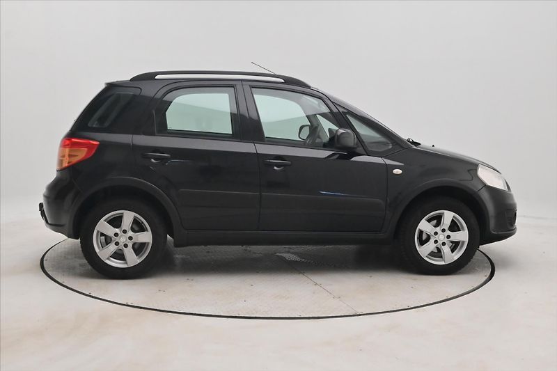 Suzuki SX4 1,6 88kW 4x4 Tažné Nová STK - fotka 4 z 29