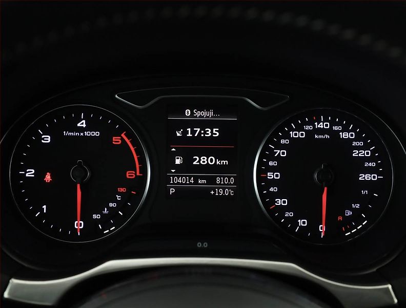 Audi A3 (2015) S-Line 2.0 TDI, Automat - fotka 9 z 19
