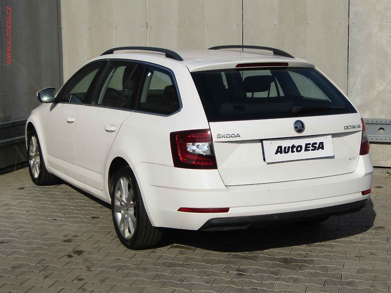 Škoda Octavia (2019) 2.0 TDi, Style, DSG, navi - fotka 6 z 18