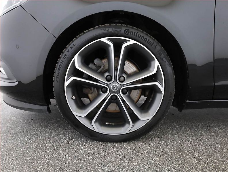 Opel Zafira (2017) 2.0 CDTI, 7 míst, Kůže, Navi - fotka 20 z 20