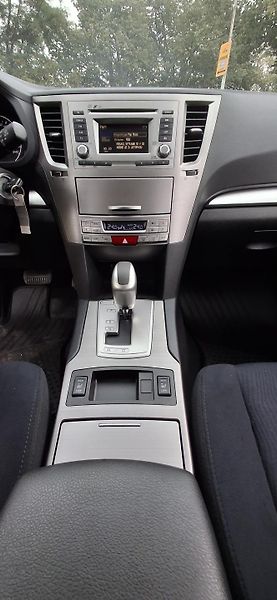 Subaru Outback 2.5 4x4 automat - fotka 25 z 64
