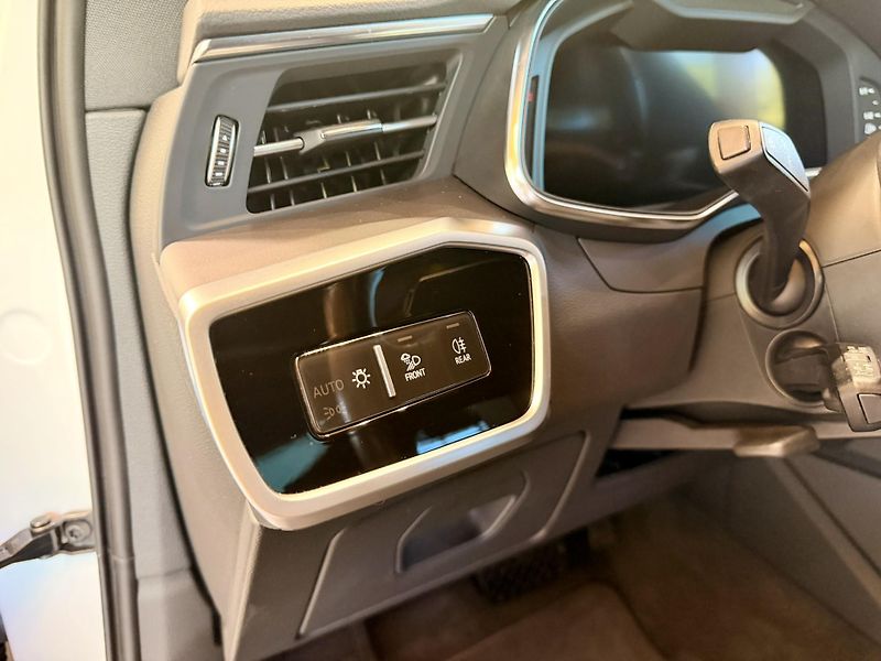 Audi A6 50 TDi quattro Tiptronic - fotka 29 z 37