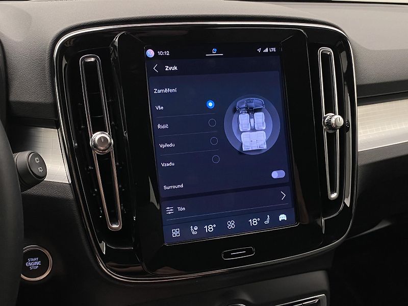Volvo XC40 B4 BRIGHT PLUS AUT CZ - fotka 50 z 56
