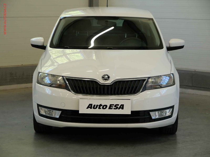 Škoda Rapid (2015) 1.2 TSI, 2.maj,ČR, AC - fotka 2 z 19