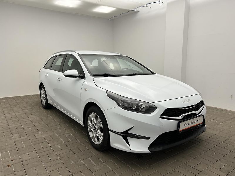Kia Ceed 1.5 T-GDi SW Spin - fotka 20 z 22