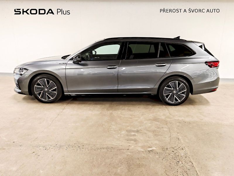 Škoda Superb (2025) Combi 2.0 TSI 195 kW DSG 4x4 S - fotka 3 z 36