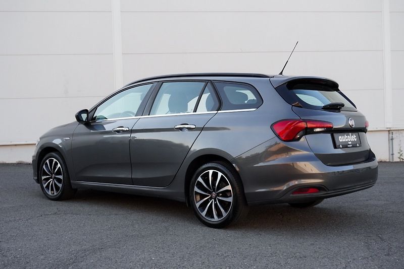 Fiat Tipo 1.4 LOUNGE - fotka 8 z 22