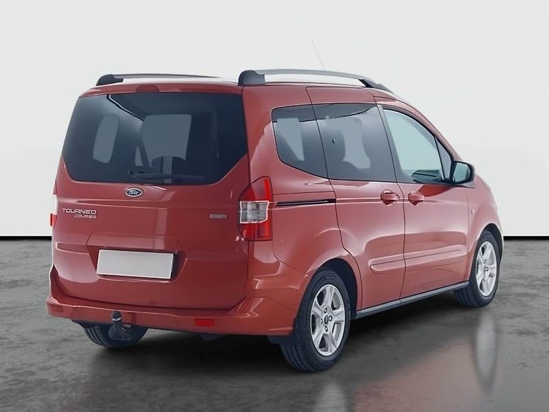 Ford Tourneo Courier (2017) Titanium 1.0 EcoBoost, 5Míst - fotka 5 z 17