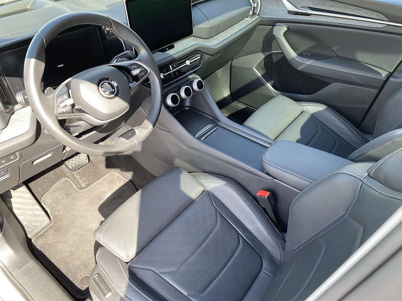 Škoda Kodiaq (2024) 2.0 TDI 4x4 DSG Excl. Selectio - fotka 7 z 40