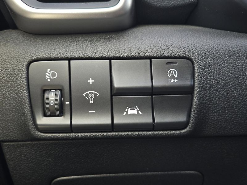 Kia Sportage (2019) 1.6 GDi 97kw, Navi, Tažné, ČR, - fotka 16 z 26