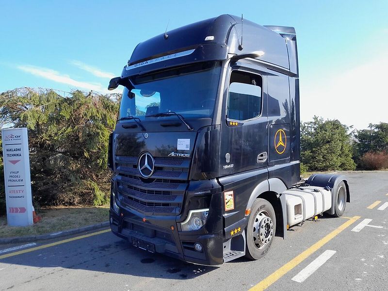 Mercedes-Benz Actros1848 GigaSpace LowDeck - fotka 3 z 46