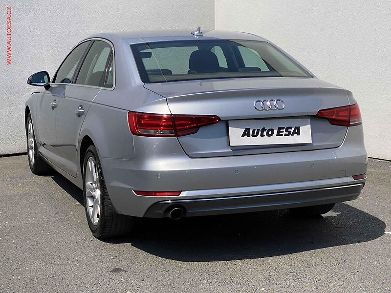 Audi A4 (2016) 1.4 TFSi, Bixen, navi, kůže - fotka 6 z 17
