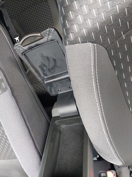 Renault Captur (2019) Collection 1.3TCe - fotka 20 z 41