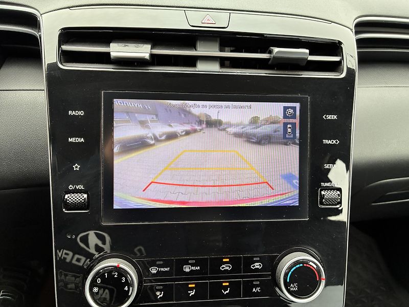 Hyundai Tucson 1.6T-GDi 110kW REZERVACE - fotka 19 z 29