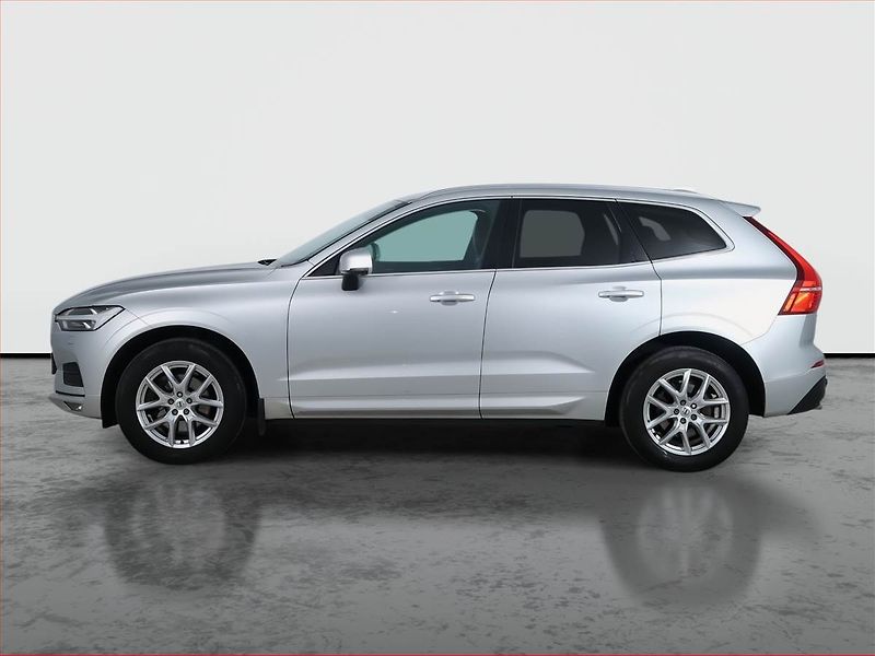Volvo XC60 (2019) D4 - fotka 3 z 27