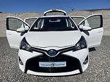 Toyota Yaris 1.5i 16v HYBRID 142TKM TOP 1A! - náhled 146