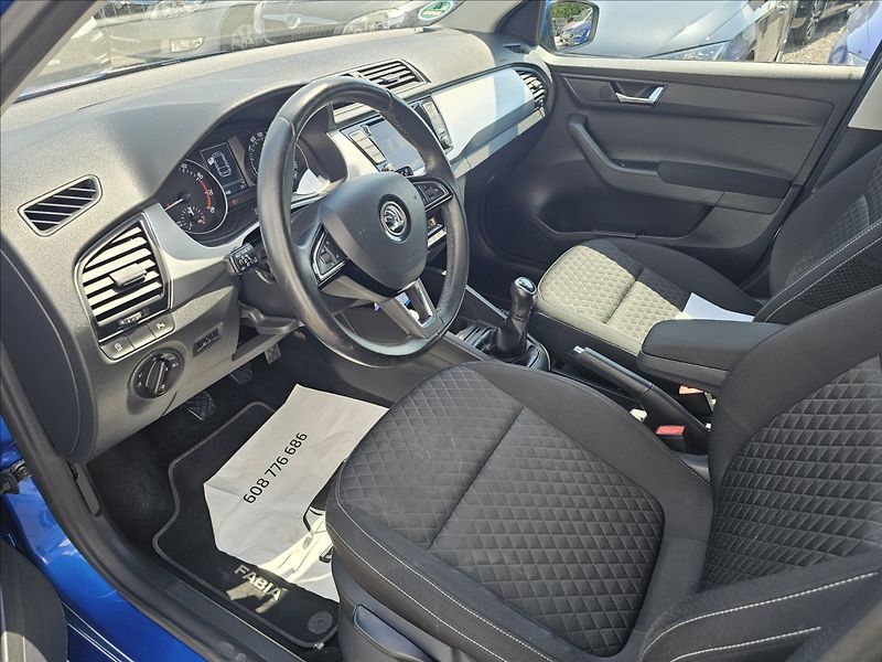 Škoda Fabia III 1,0TSi 70KW Drive - fotka 11 z 43