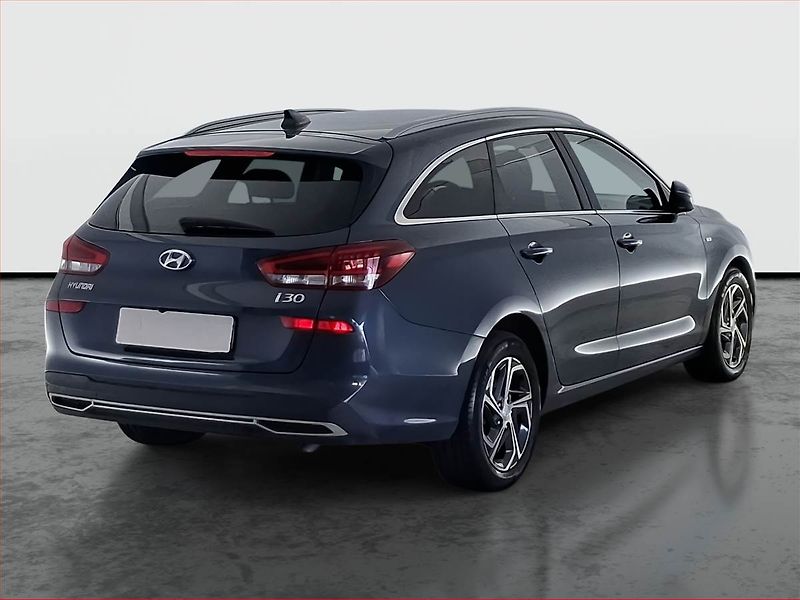 Hyundai i30 (2023) 1.5 T-GDI MHEV, ČR,1.maj - fotka 5 z 19