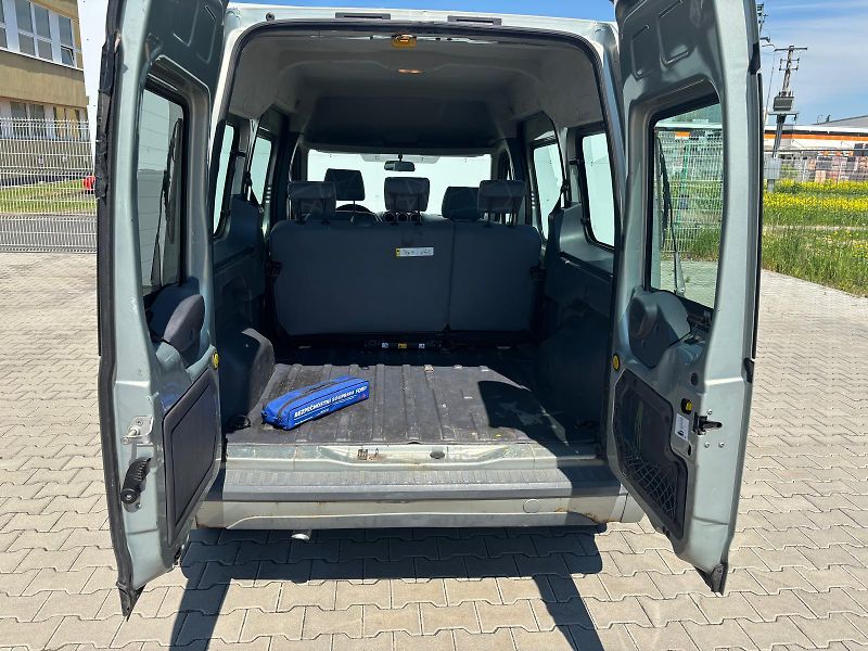 Ford Tourneo Connect 1.8 TDCi 66kW - fotka 10 z 23