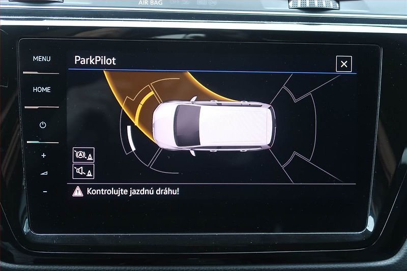 Volkswagen Touran (2019) 2.0 TDI, Automat, Navi - fotka 21 z 22