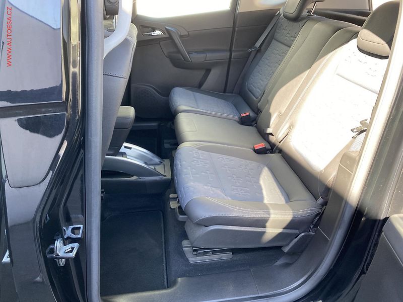 Opel Meriva (2011) 1.4T, Cosmo - fotka 10 z 17