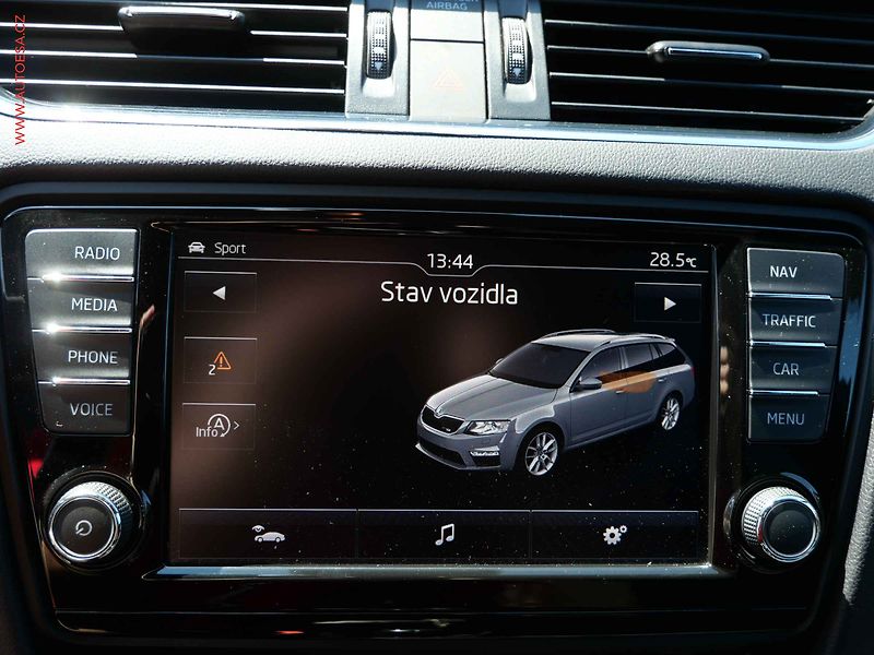 Škoda Octavia (2015) 2.0 TDi, ČR, RS - fotka 24 z 28