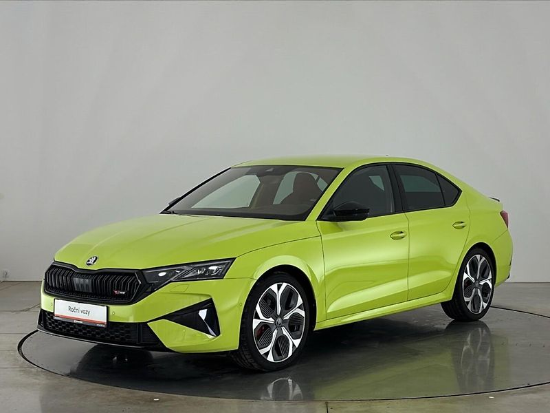 Škoda Octavia RS DSG - fotka 1 z 29