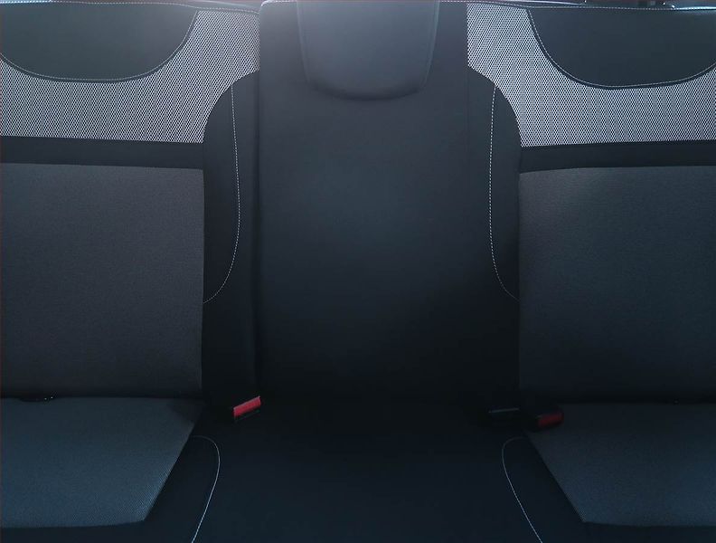 Dacia Duster (2015) 1.2 TCe, Park. senzory - fotka 10 z 14