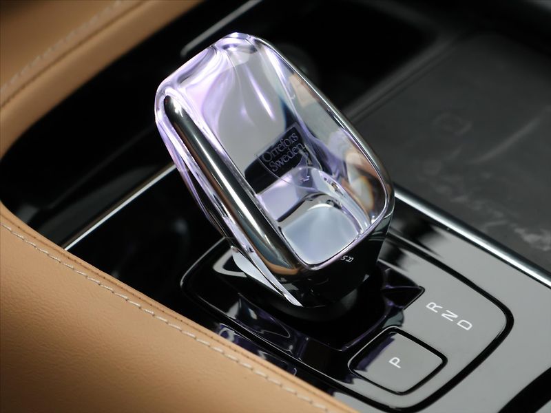 Volvo XC90 2,0 B5 173kW AWD Plus Bright C - fotka 32 z 44