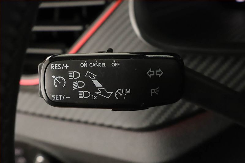 Škoda Kamiq (2025) 1.0 TSI, MONTE CARLO, AUTOMAT - fotka 20 z 21