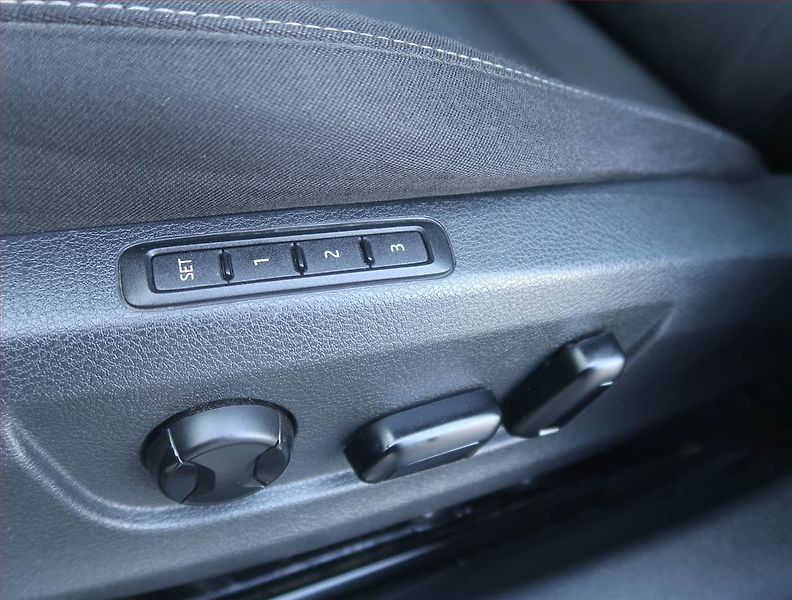 Škoda Superb (2016) Ambition 1.6 TDI, Automat - fotka 18 z 18