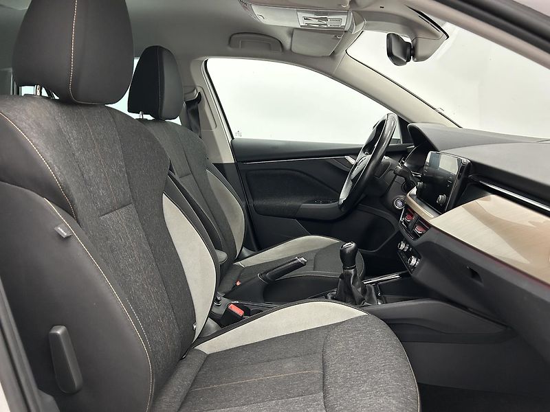 Škoda Scala 1.0 TGI Style - fotka 20 z 25