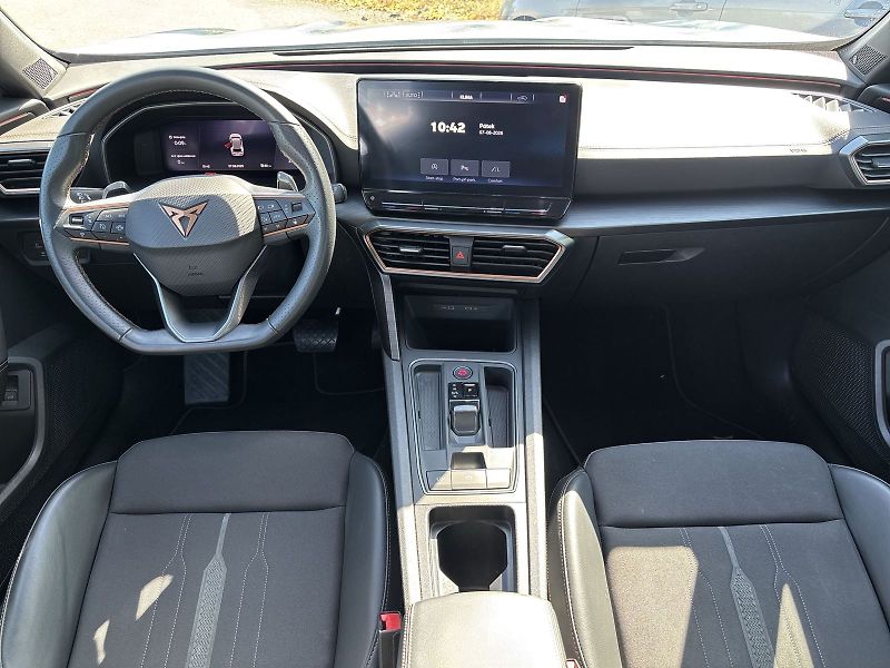 Cupra Formentor (2023) 1.5 TSI DSG - fotka 5 z 31