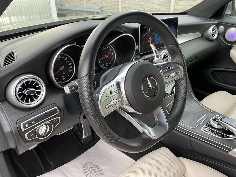 Mercedes-Benz Třídy C C 400 COUPE 4MATIC 51.000KM - fotka 135 z 149