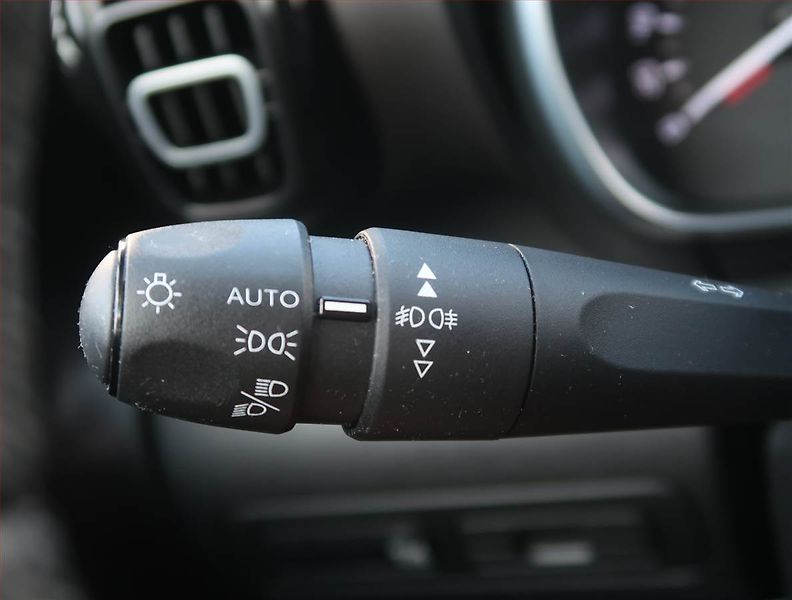 Citroën C3 Aircross (2020) C-Series 1.2 PureTech - fotka 16 z 22