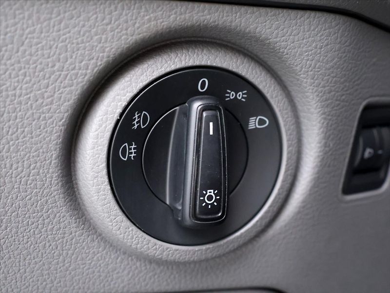 Volkswagen Crafter 2,0 TDI 130kW CZ Dílna DPH - fotka 16 z 36