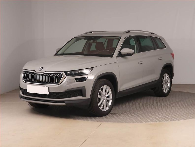 Škoda Kodiaq (2023) Style 2.0 TDI - fotka 2 z 23