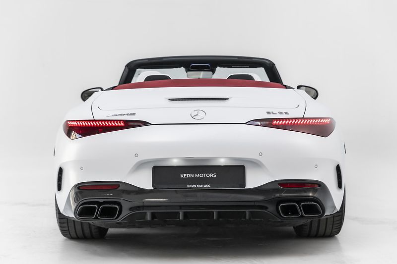 Mercedes-Benz SL 63 AMG*Karbon*Burmester*Masáž - fotka 4 z 41