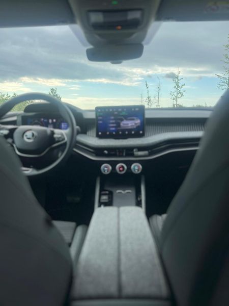 Škoda Superb 2.0 TDi Selection ČR - fotka 6 z 14