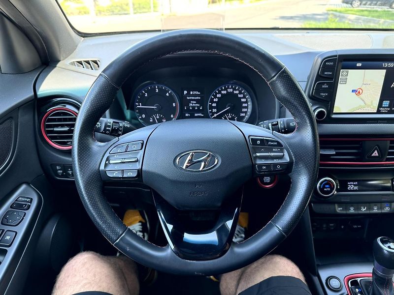 Hyundai Kona 1.6 CRDI 100 kW - fotka 9 z 16