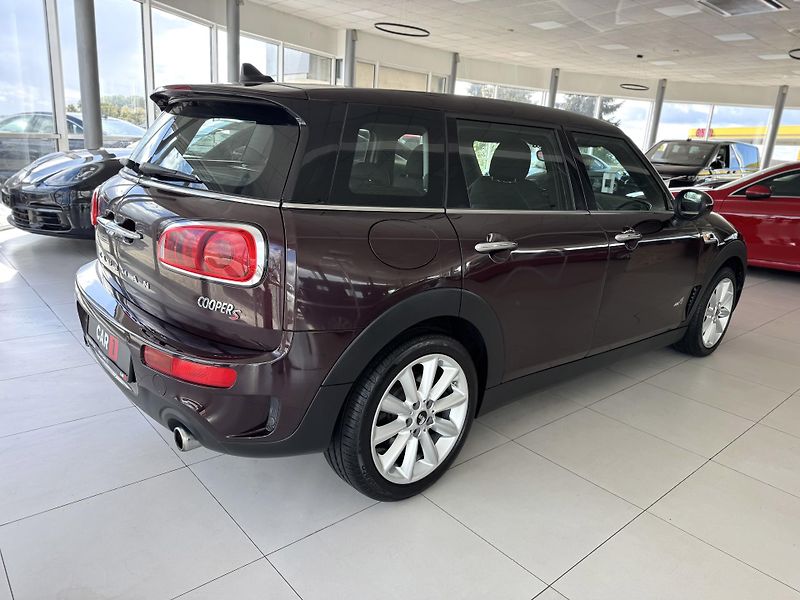 Mini Clubman S ALL4*141kW*LED*Navi*KeyLess - fotka 5 z 33