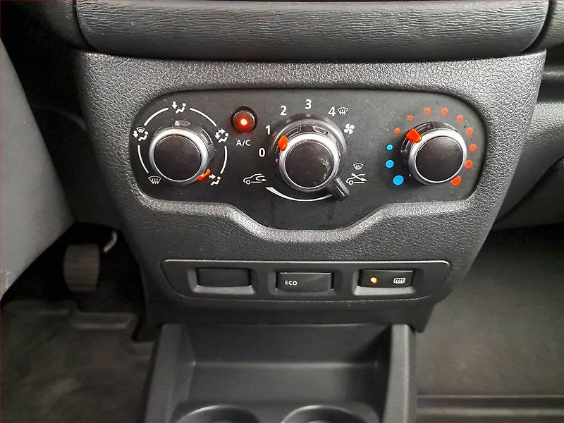 Dacia Dokker (2020) Arctica 1.3 TCe, 5Míst, ČR - fotka 13 z 16