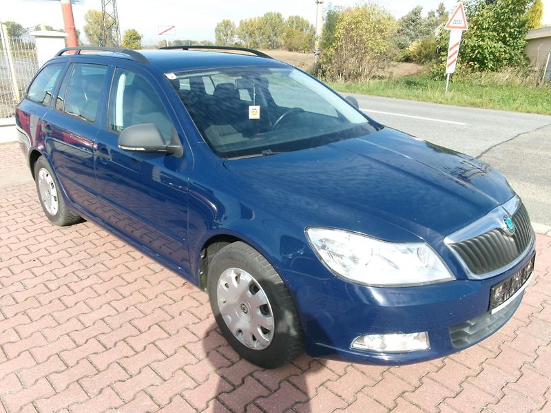 Škoda Octavia (2012) 1,2 TSI KLIMA  - fotka 10 z 25