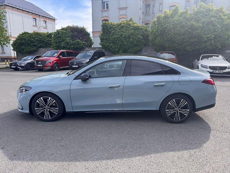 Mercedes-Benz CLA (2026) 200 4MATIC - fotka 4 z 24