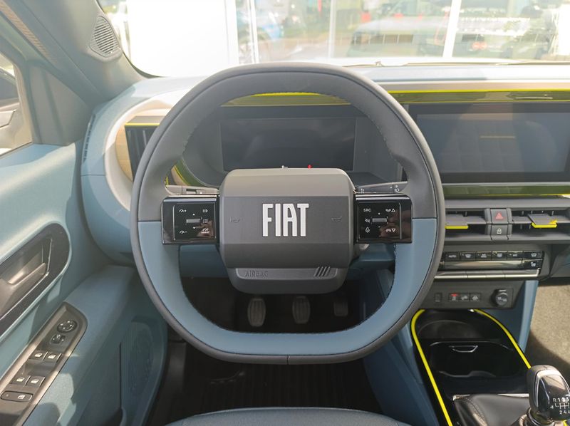 Fiat Grande Panda 1,2 Turbo 100k La Prima - fotka 12 z 16