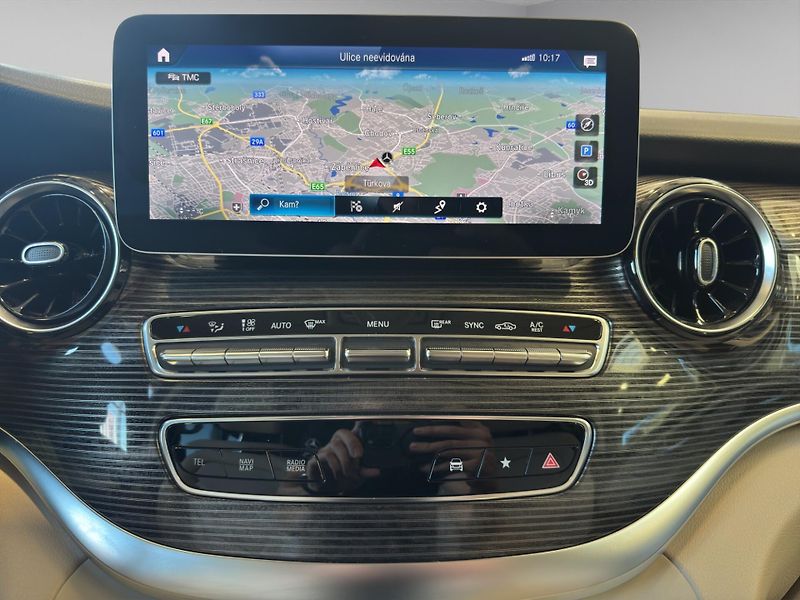 Mercedes-Benz Třídy V (2022) V 250d Avantgarde L - fotka 18 z 26