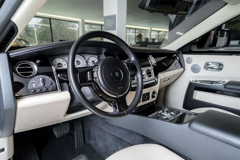 Rolls-Royce Ghost Professional/Ventilace/TopView - fotka 5 z 20