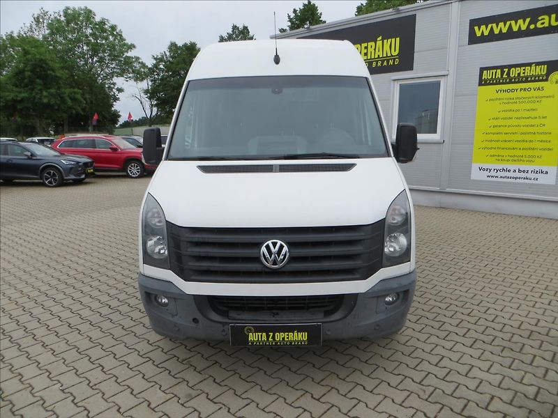 Volkswagen Crafter 2,0 TDI L3H3 5míst TZ Nez.top - fotka 2 z 23