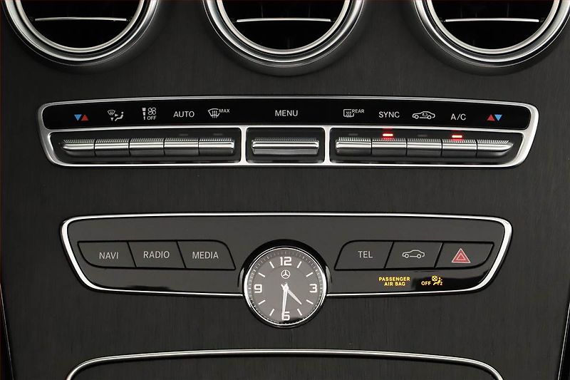 Mercedes-Benz Třídy C (2023) C 200 - fotka 16 z 27